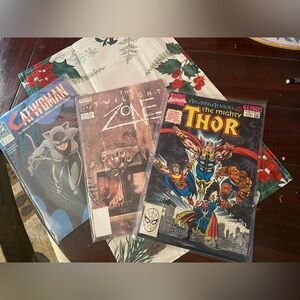 Marvel and DC Comic Book Collection 3 books